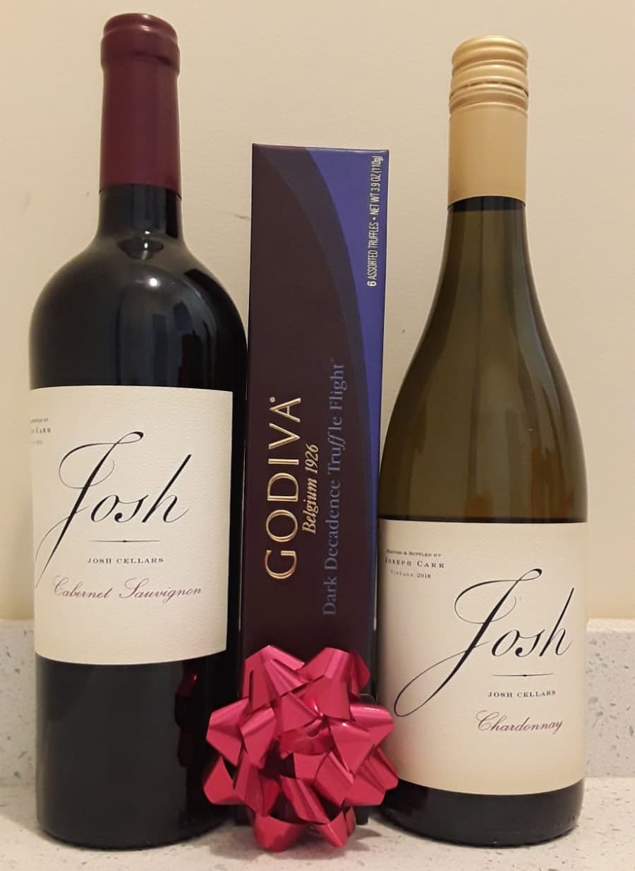 Josh Cellars Cabernet Sauvignon & Chardonnay Gift Set