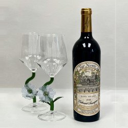 Far Niente Cabernet Sauvignon Wine With Glasses Set