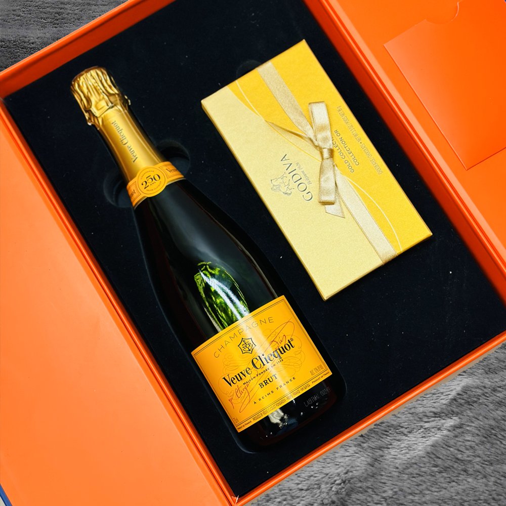 Veuve Clicquot Brut Champagne with Godiva Chocolate Box
