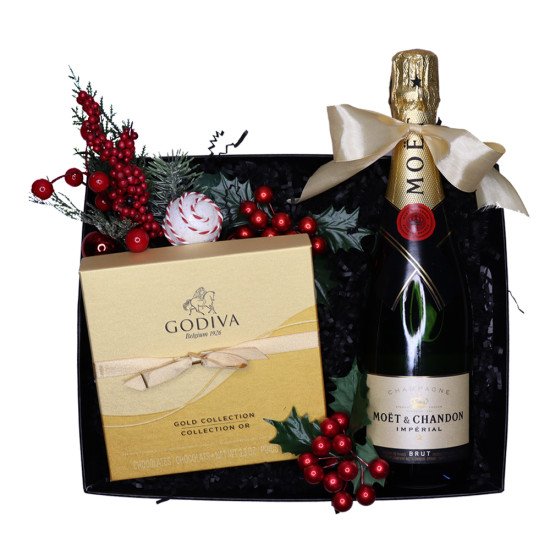 Moet & Chandon Christmas Special Gift Basket